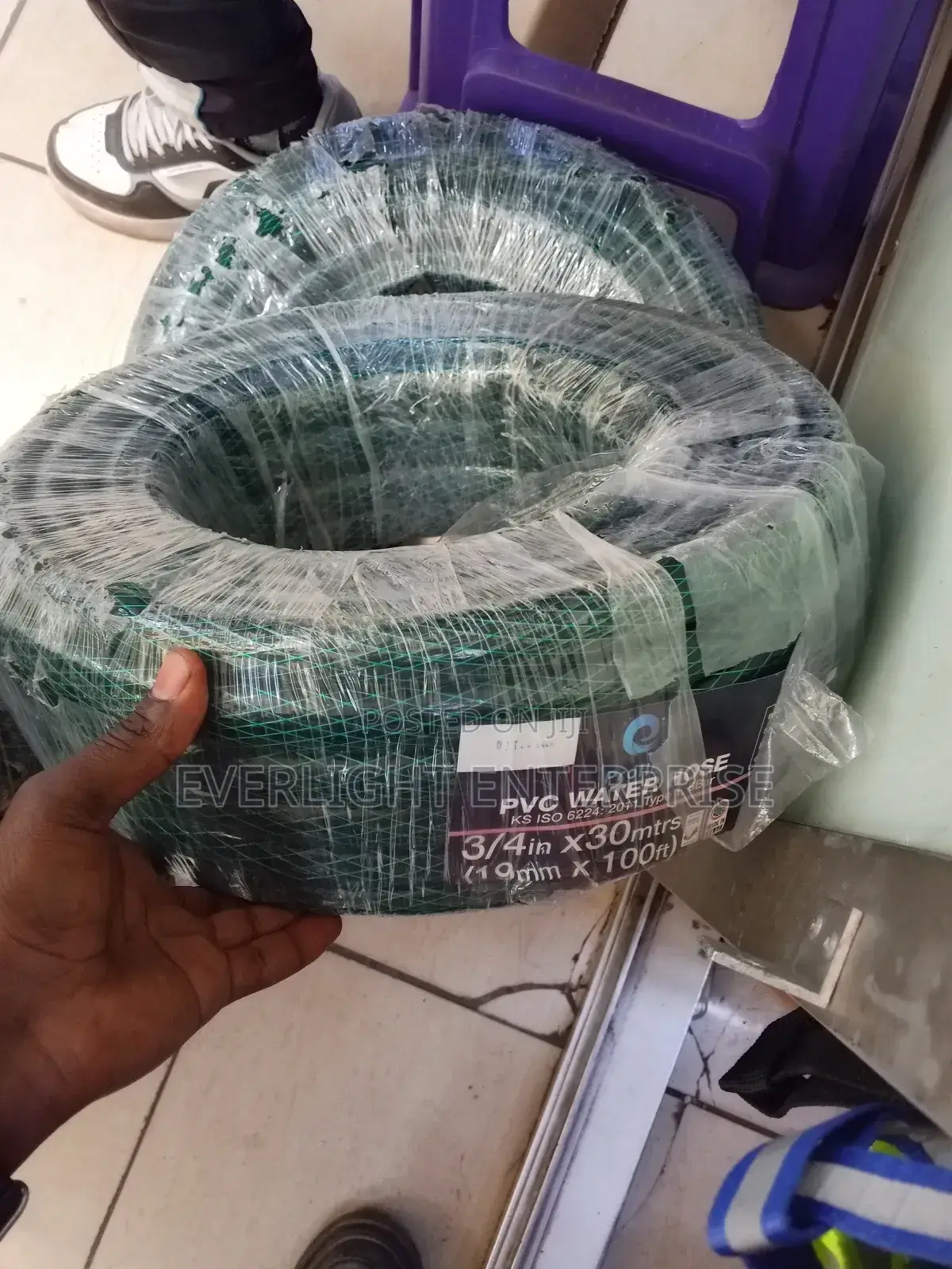 3/4 Inch by 30metres Green Braided Pipes