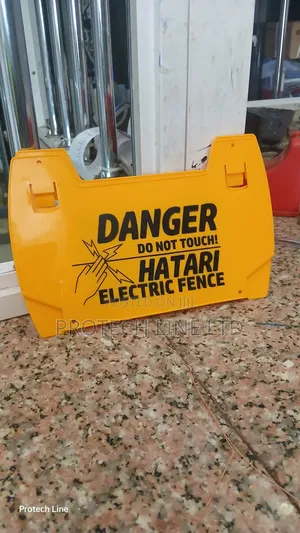 Electric Fence Safety Sign