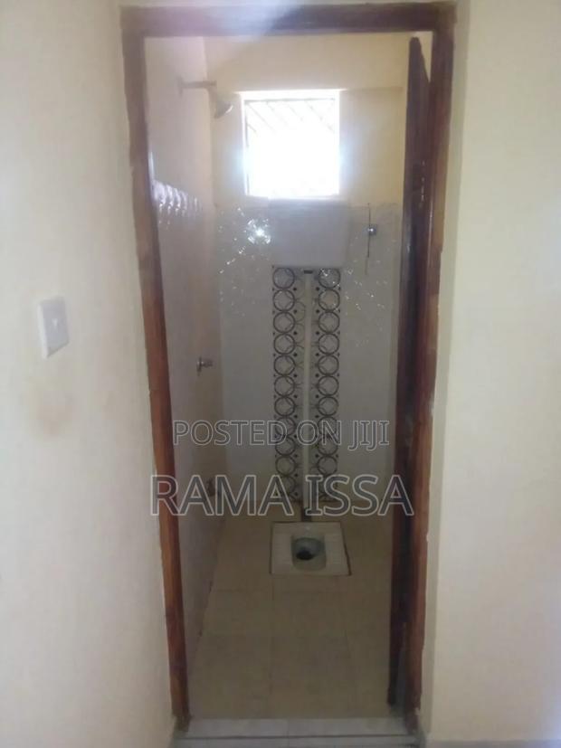 Bedsitters - thumbnail 13