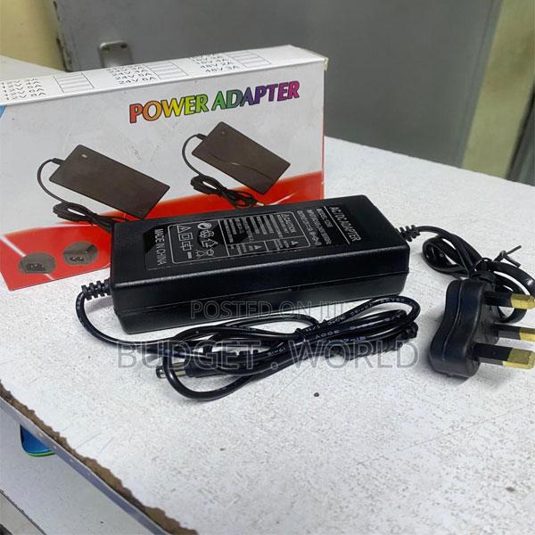 12v5a Adapter