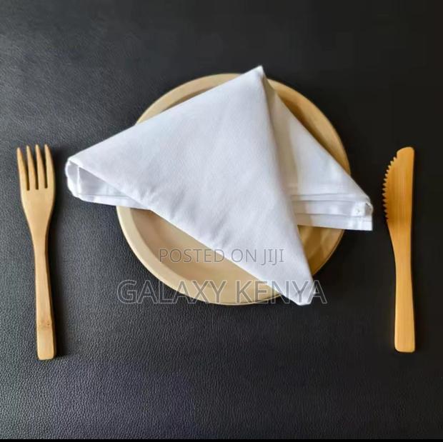 Washable Dinner Cloth Napkins - thumbnail 3