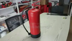 Fireshield 6 Litre Foam Spray Fire Extinguisher.""'