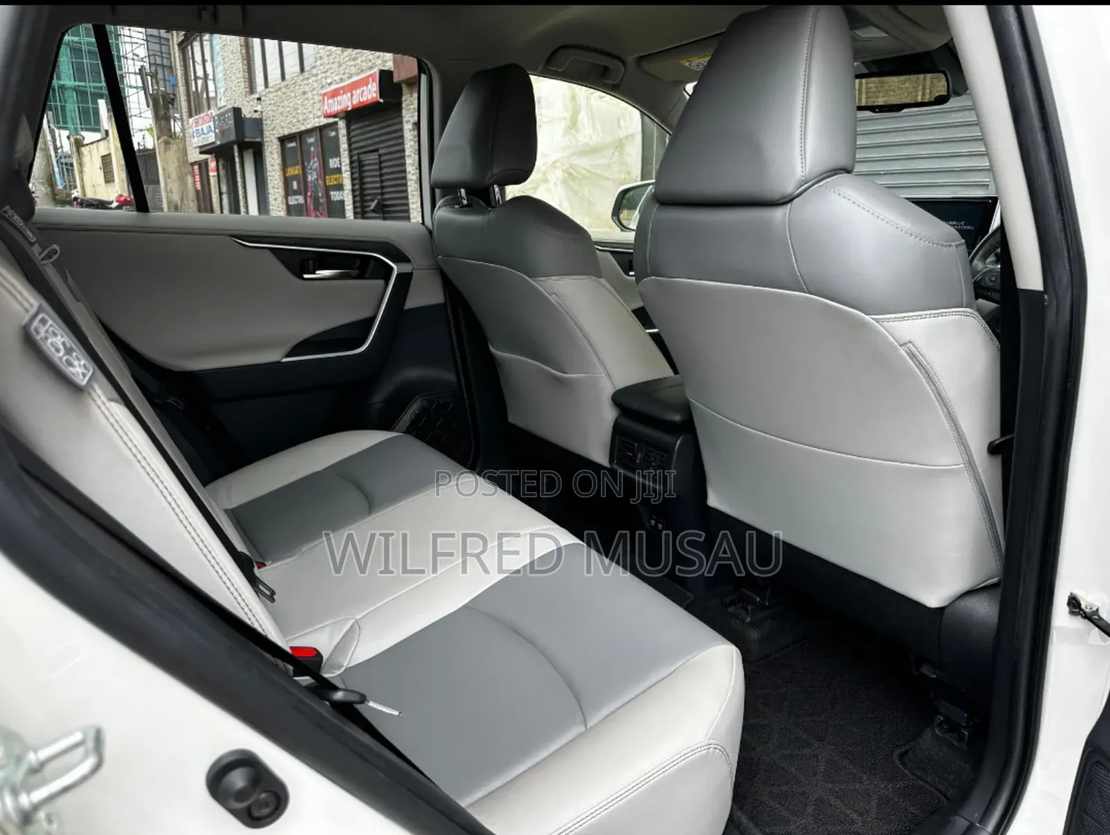 Toyota RAV4 Adventure AWD 2020 White