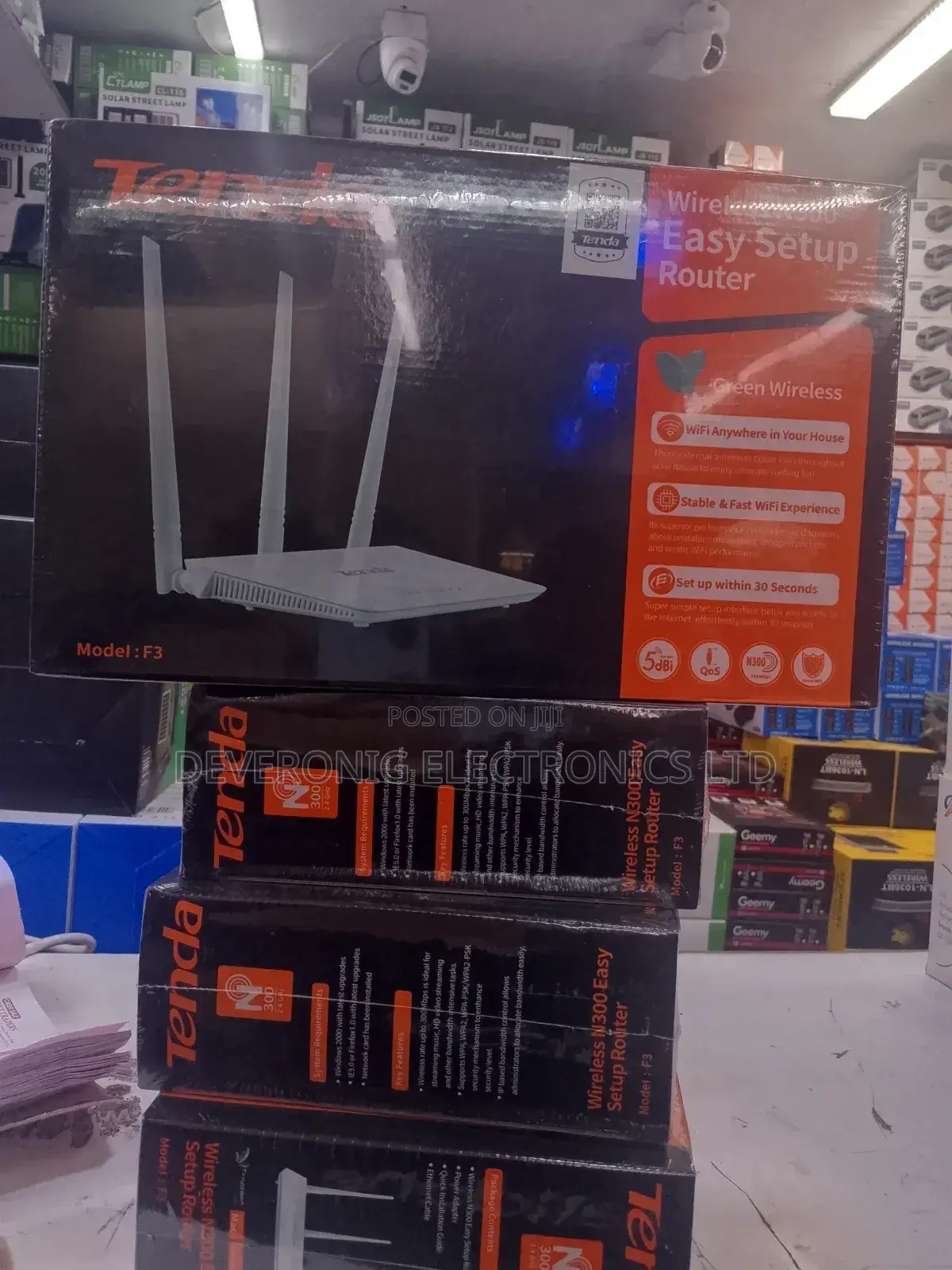 Tenda Router at 1900