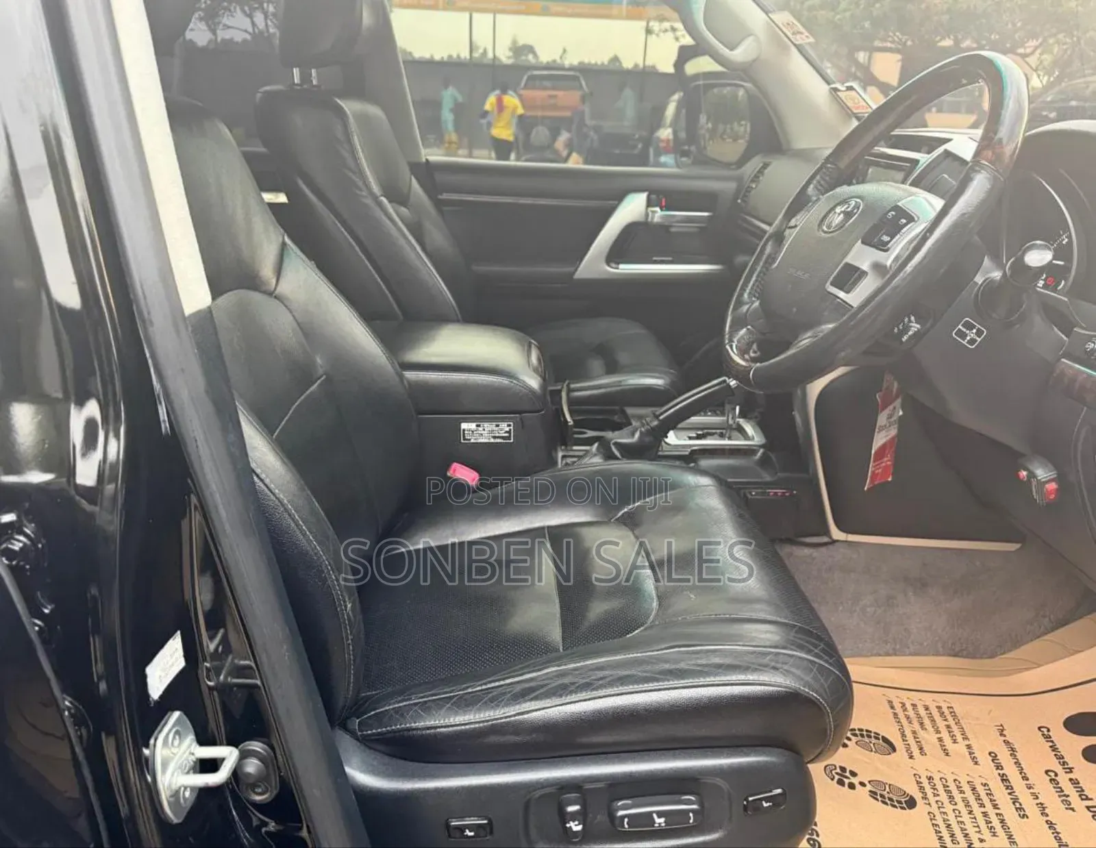 Toyota Land Cruiser 4.6 V8 ZX 2015 Black