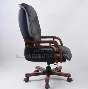 Manager's Executive Leather Upholstered Desk Chair