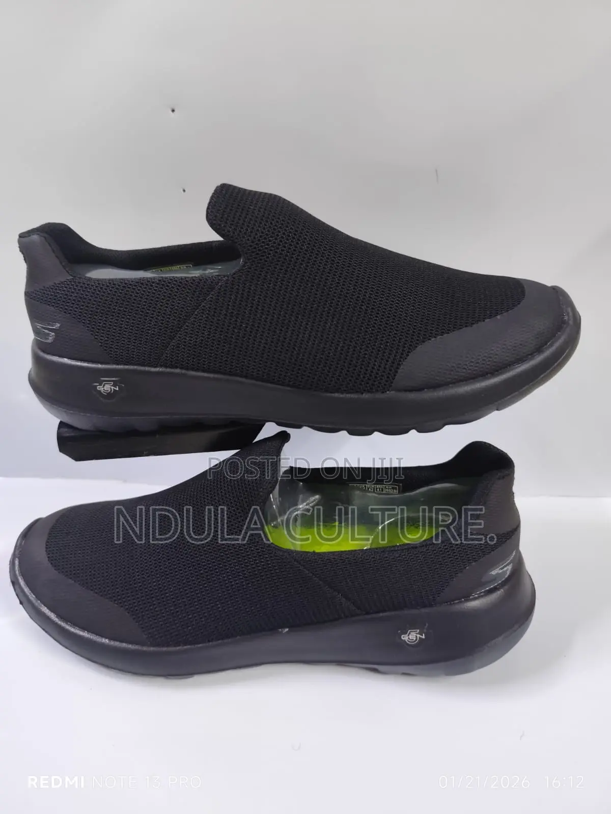 Skechers // Merrell Casuals