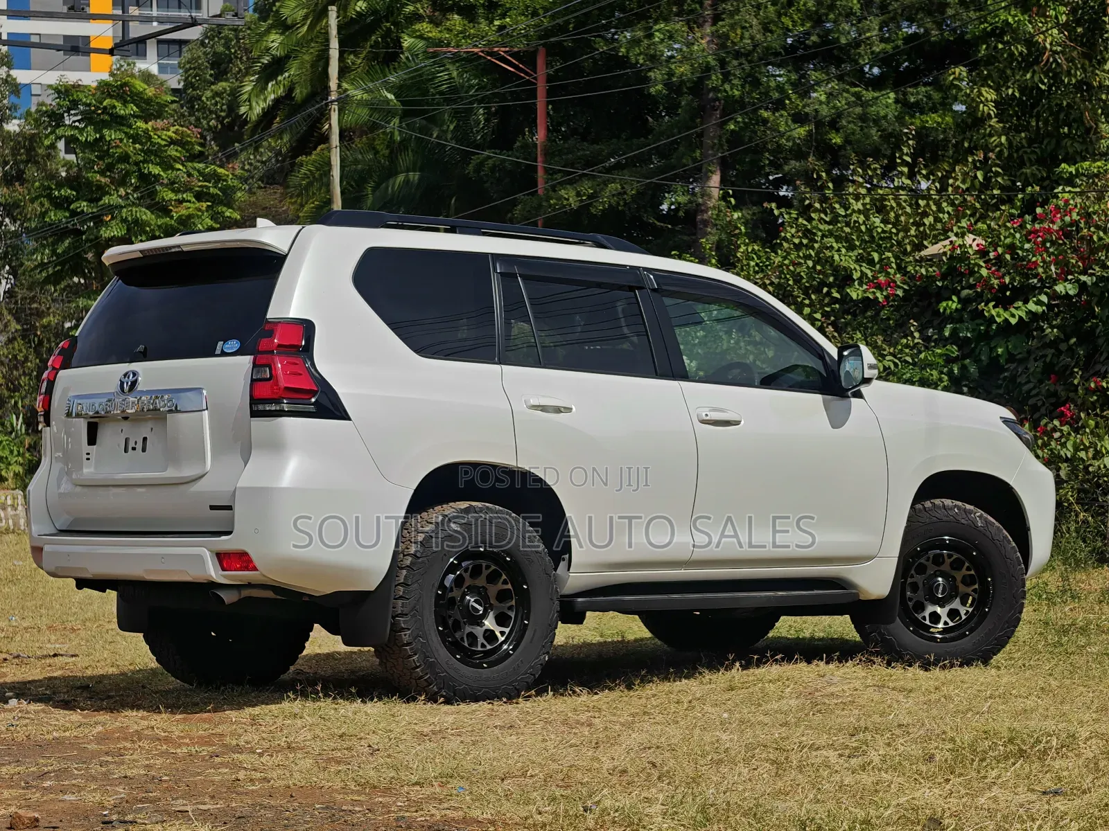 Toyota Land Cruiser Prado 2.7 2019 White