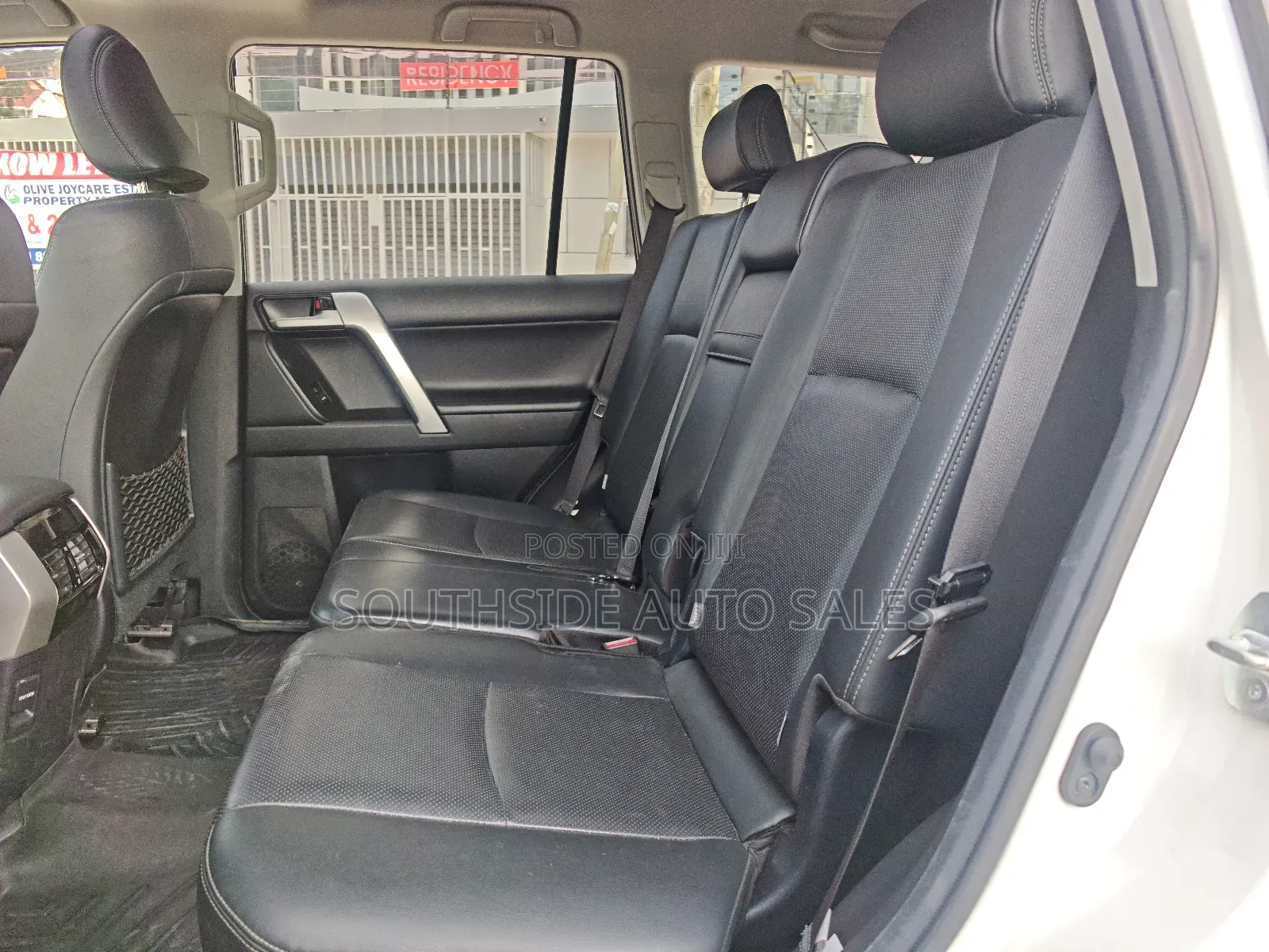 Toyota Land Cruiser Prado 2.7 2019 White