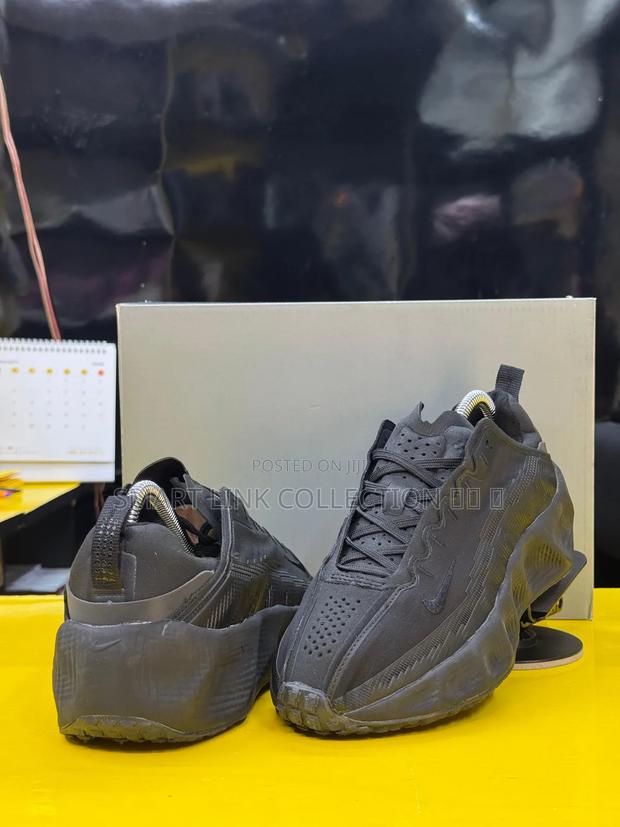 Black Anthracite - main view