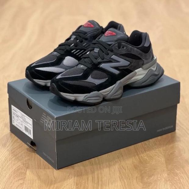 New Balance 1000 and 9060 - thumbnail 12