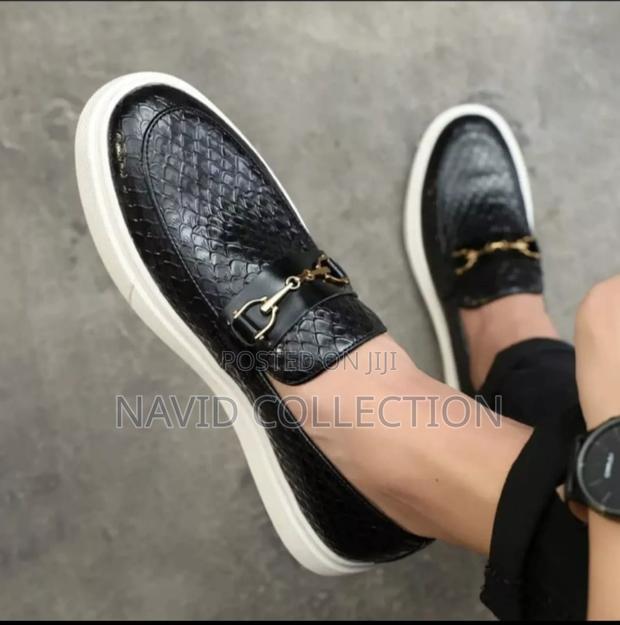 Chain Casuals - thumbnail 2