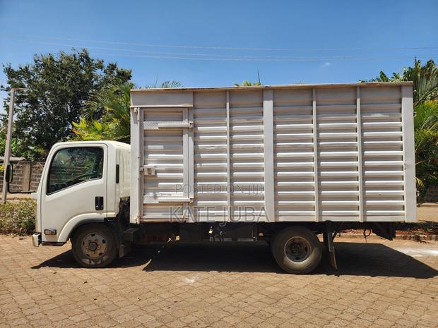 Isuzu NMR 2021 White - thumbnail 5