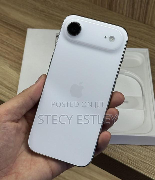 New Apple iPhone Air 256 GB White - thumbnail 3