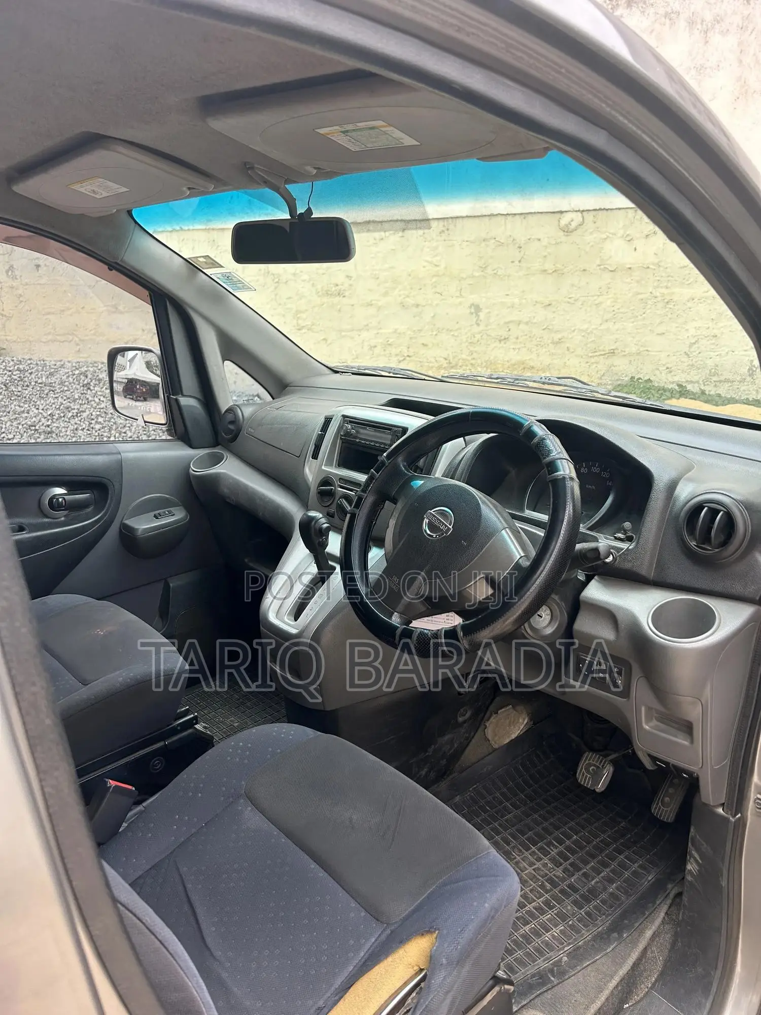 Nissan NV200 2009 Grey