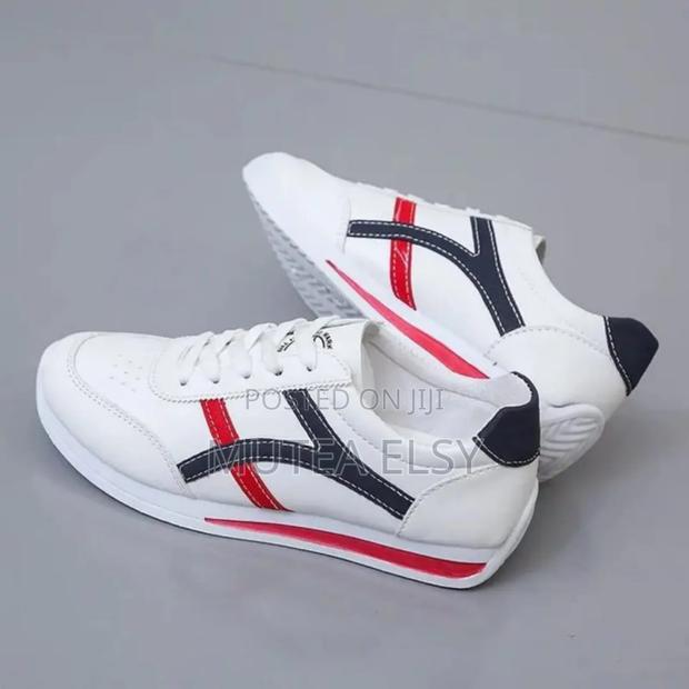 Black,White,Blue Red M Sneakers - thumbnail 5