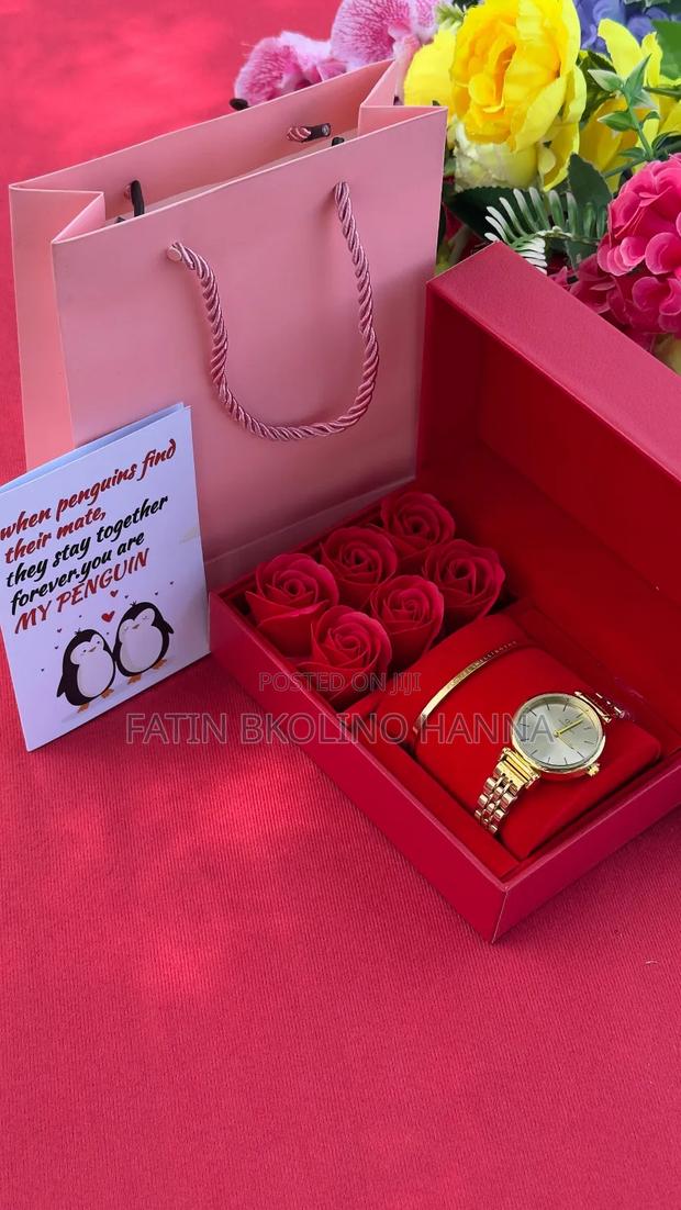 Ladies Daniel Watch Gift - thumbnail 4