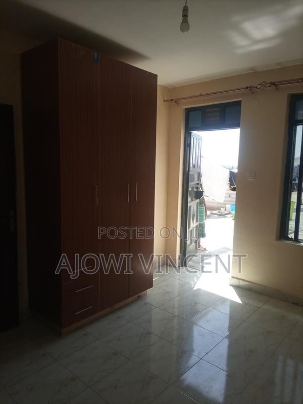 1bdrm Bedsitter in Maseno Estate, Lolwe for rent