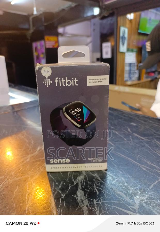 Fitbit Sense - thumbnail 3
