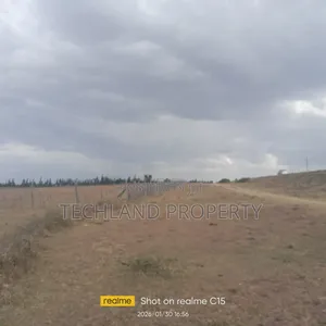 1acre Ravenda Nyeri Nyahururu Tarmac.