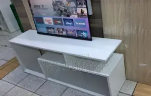 Colour White. Mexico Tv Stand