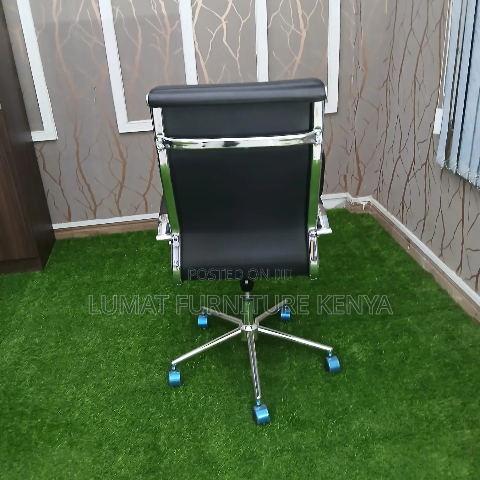 Cushioned Conference Chair