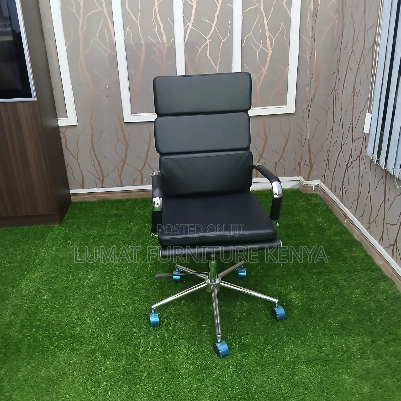 Cushioned Conference Chair