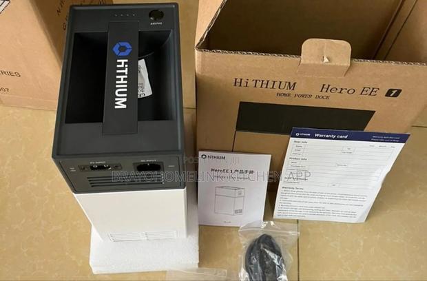 Portable Powerbank Station Solar Power Lithium