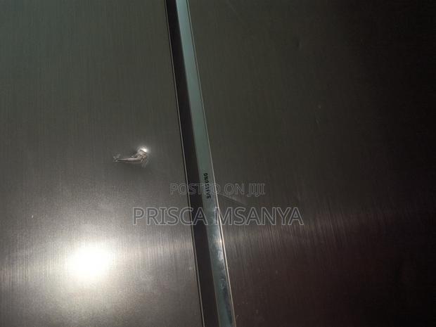 Samsung Fridge - thumbnail 5