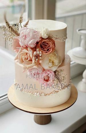 Wedding/Party Cake - thumbnail 2