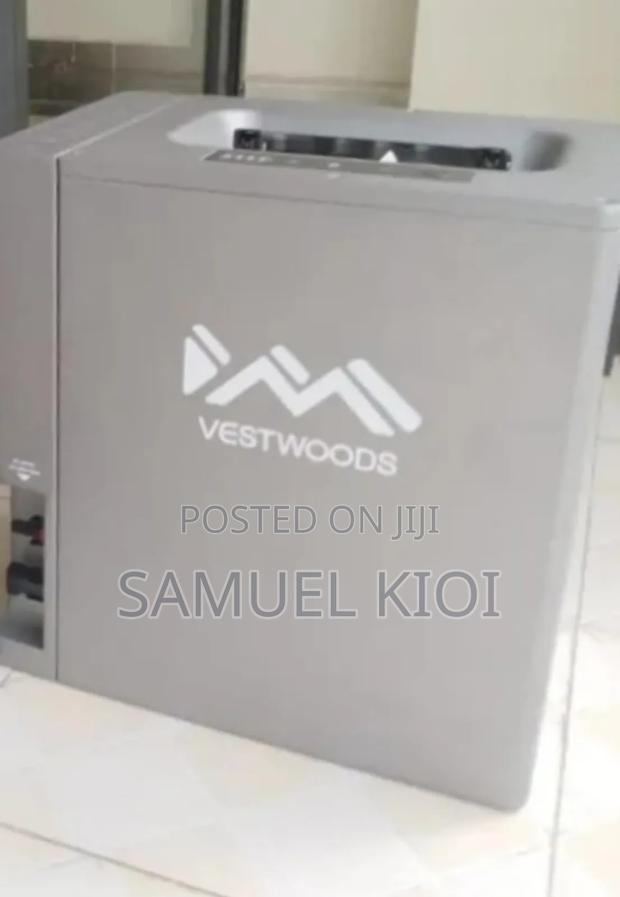 Vestwoods Lithium Battery