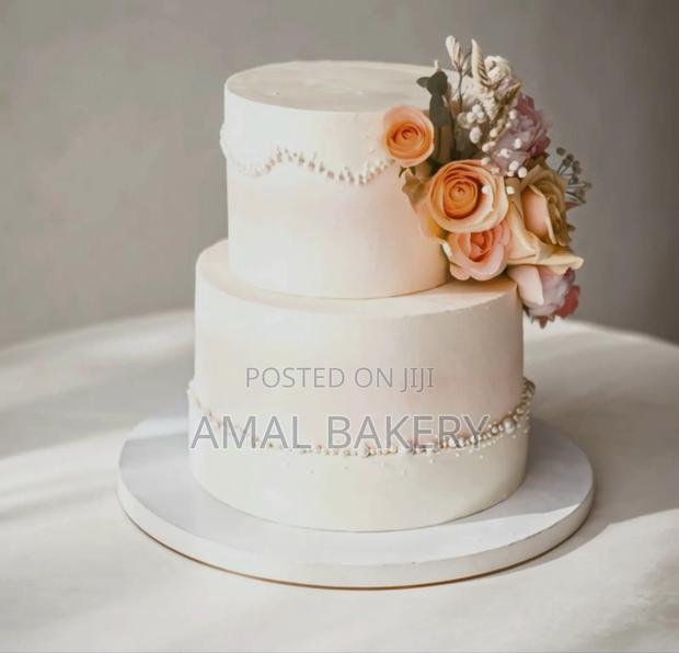 Wedding/Party Cake - thumbnail 4