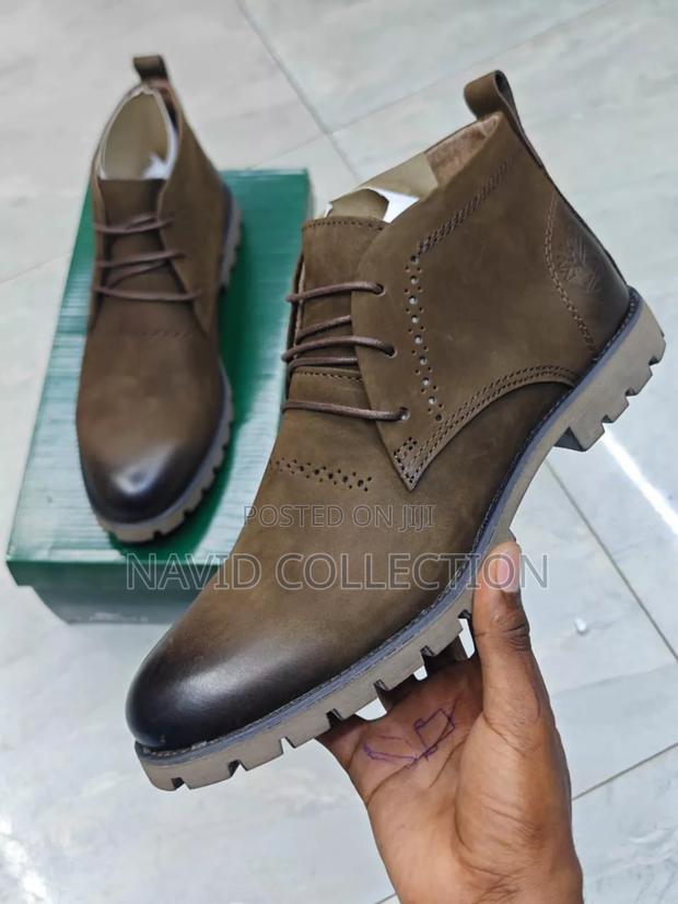 Men Boots M