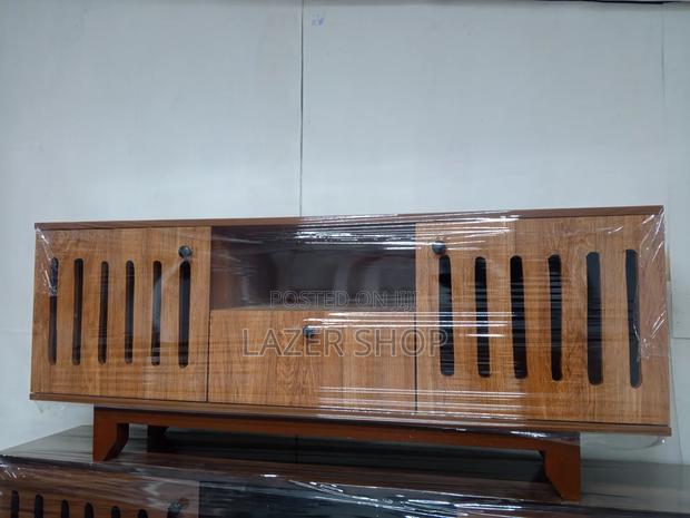 5fts Tv Stand - main view