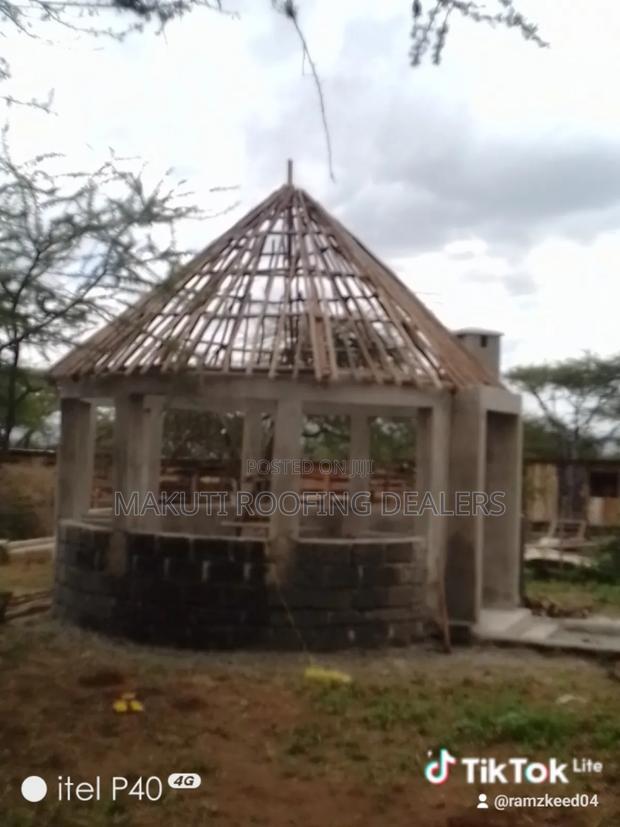 Makuti Compound Huts Service. - thumbnail 7