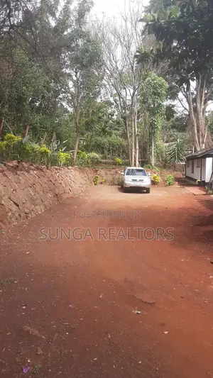 4bdrm Bungalow in Loresho Crescent for sale