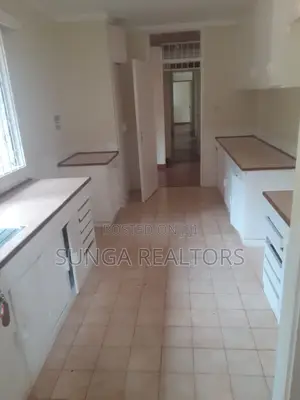 4bdrm Bungalow in Loresho Crescent for sale