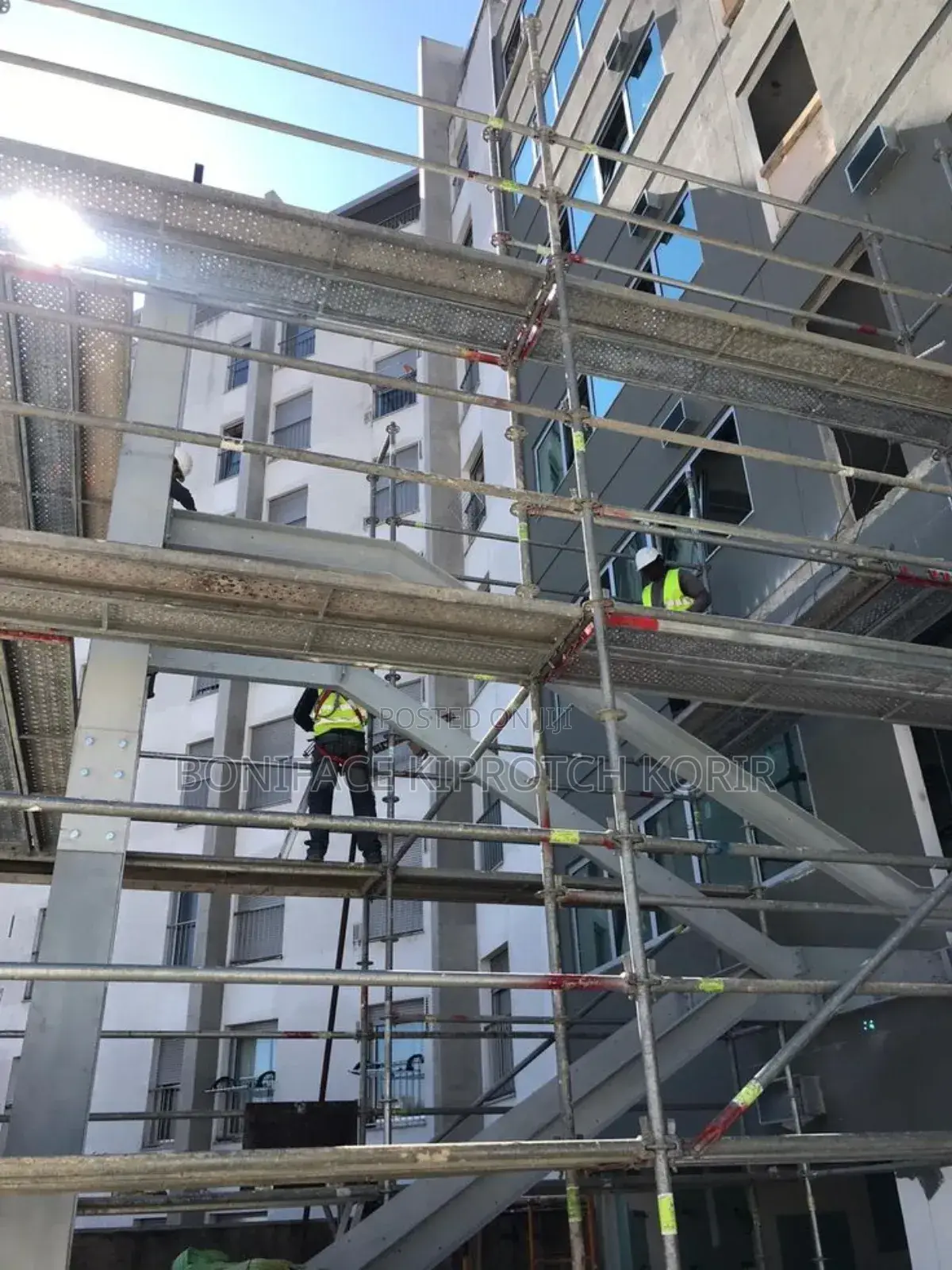 Scaffolding Tubes With Platforms