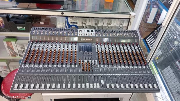 Pro Voice 24 Channel Plain Mixer