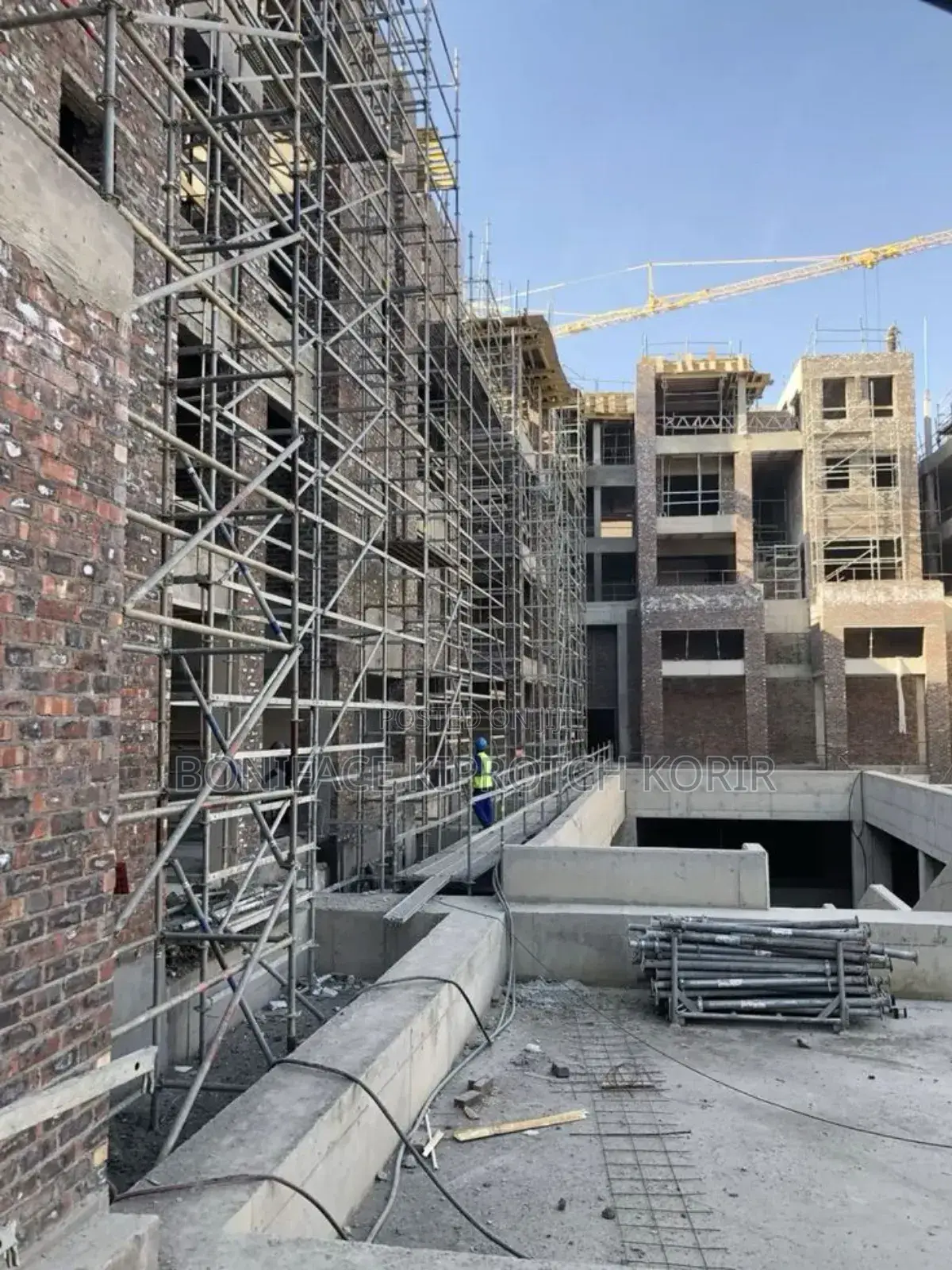 Access Heights With Scaffolding Tubes
