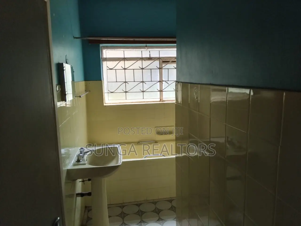 4bdrm House in Kyuna Crescent for sale