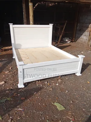 High Quality Bed
