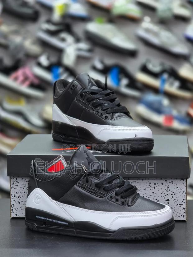 Fragment Design X Jordan 3 Retro - thumbnail 3