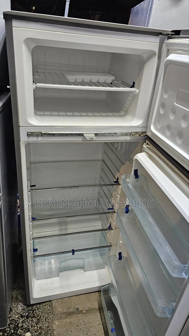 Ohms 215l Fridge,Used Slightly - thumbnail 4
