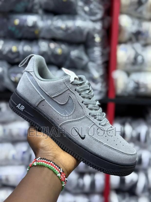 Nike Air Force 'Reflective Swoosh' Cool Grey - thumbnail 2