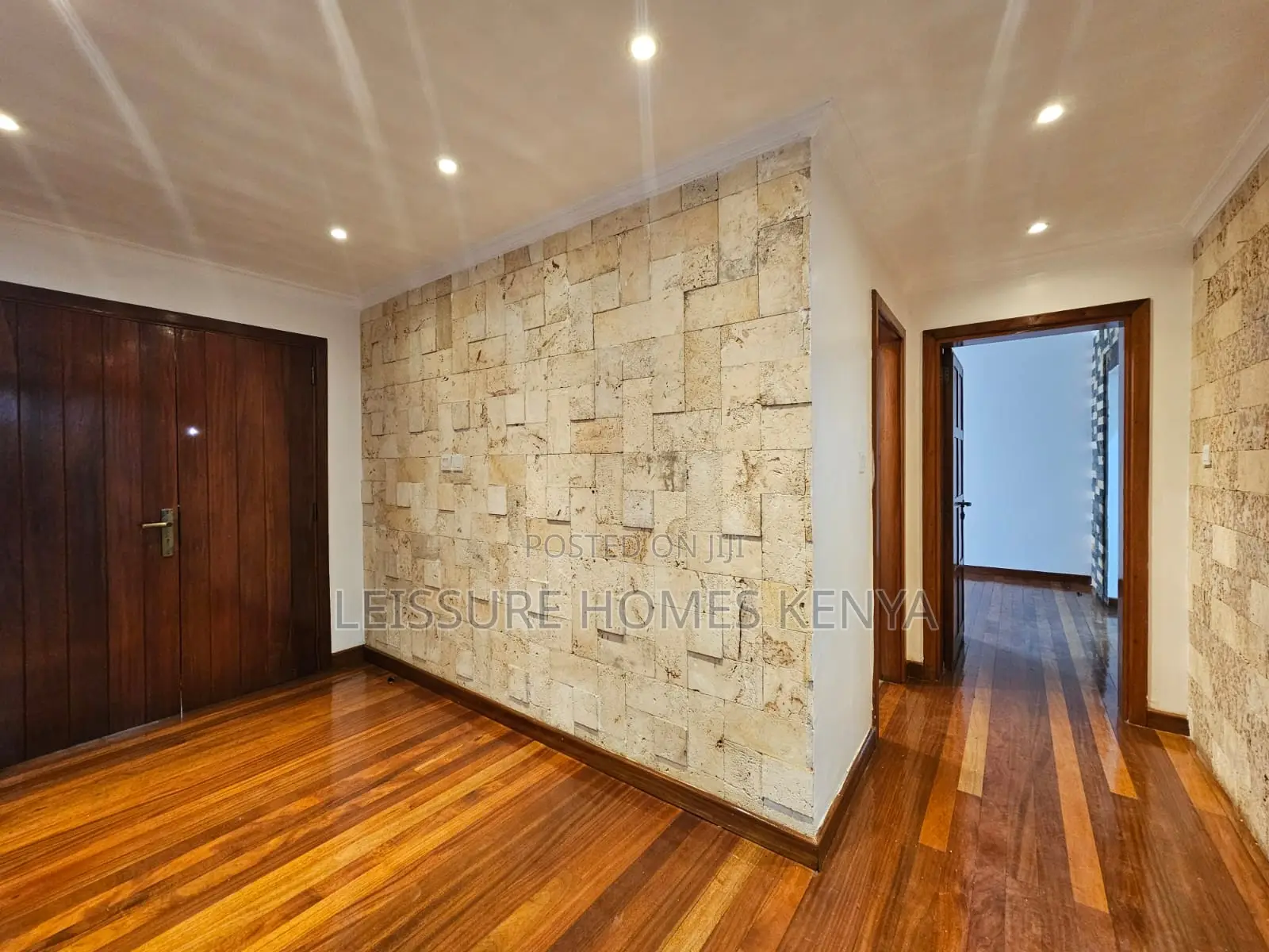 4bdrm Townhouse / Terrace in Kileleshwa for rent