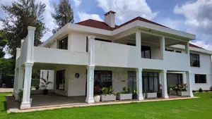 5bdrm House in Evergreen, Runda for sale