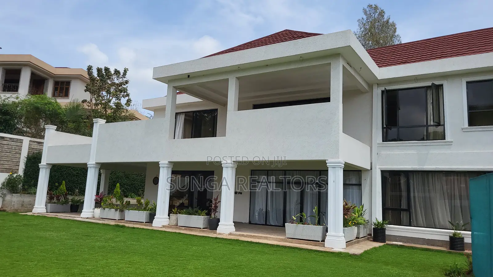 5bdrm House in Evergreen, Runda for sale