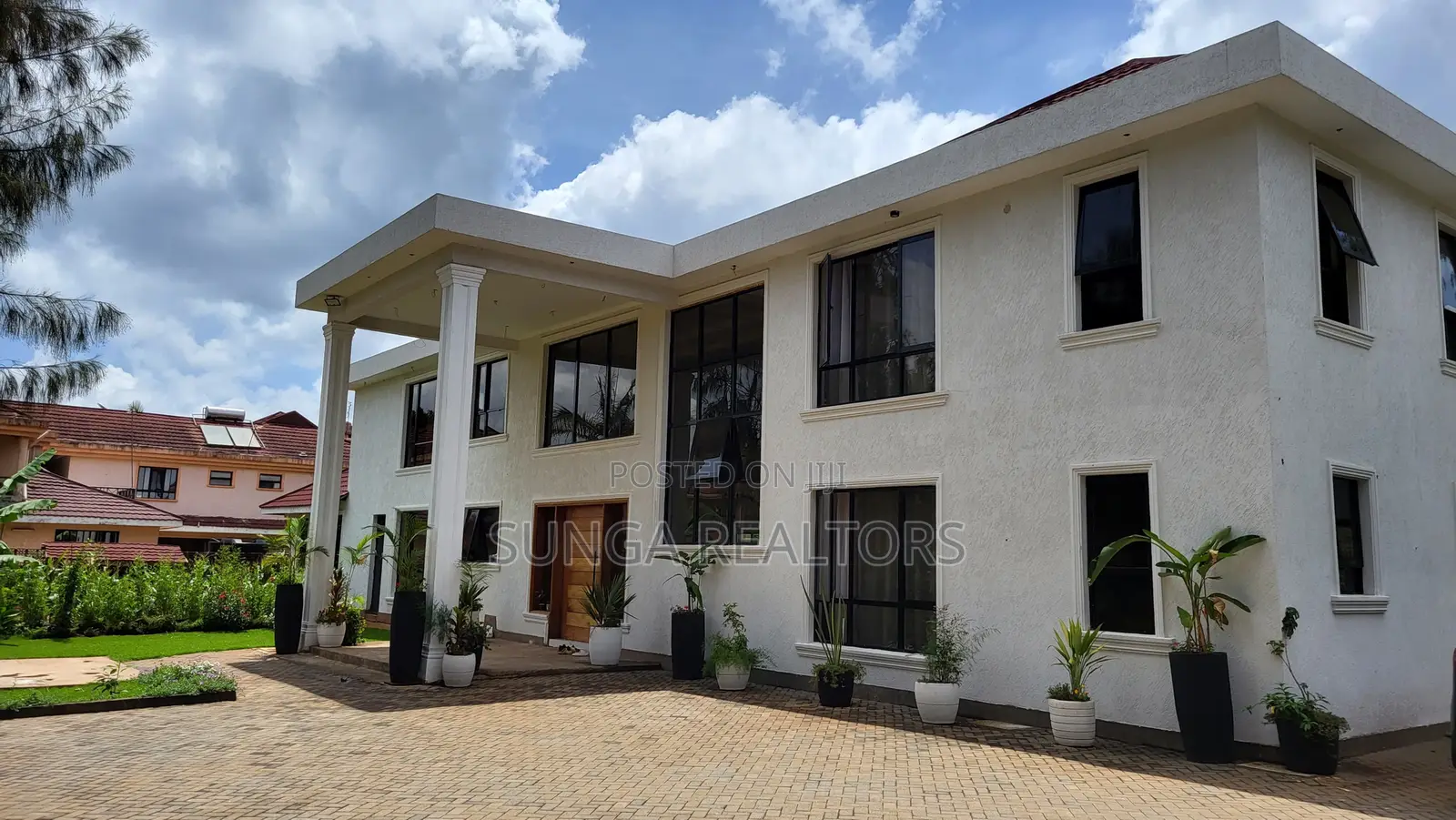 5bdrm House in Evergreen, Runda for sale