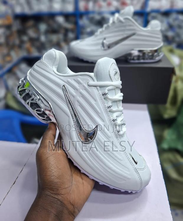 White Red Nike Air Max Ultra Sneakers - thumbnail 3